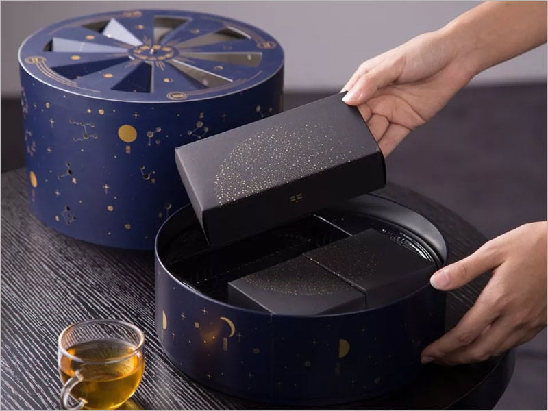 斗轉星移月餅禮盒包裝設計，簡潔的星空，浪漫的情懷